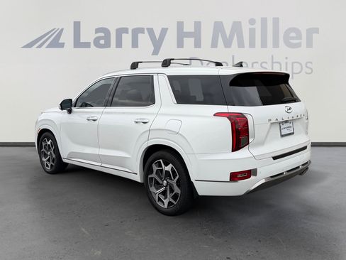 Used 2022 Hyundai Palisade Calligraphy w/ Winter Package AWD/4WD image 3