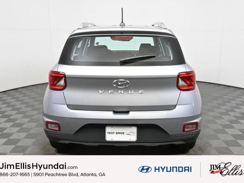 Certified 2023 Hyundai Venue SEL image 30