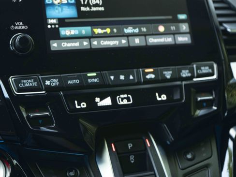 Used 2023 Honda Odyssey Touring image 31