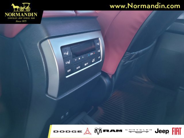 Used 2023 Lexus GX 460 Premium w/ Premium Package AWD/4WD image 18