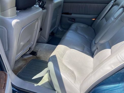 Used 2000 Buick Park Avenue FWD image 8
