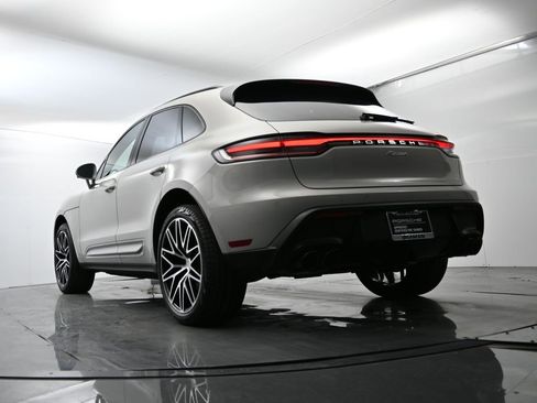 Certified 2025 Porsche Macan image 51