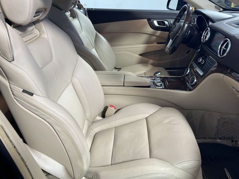Used 2016 Mercedes-Benz SL 400 image 27
