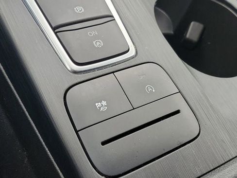 Certified 2024 Ford Escape Active AWD/4WD image 22