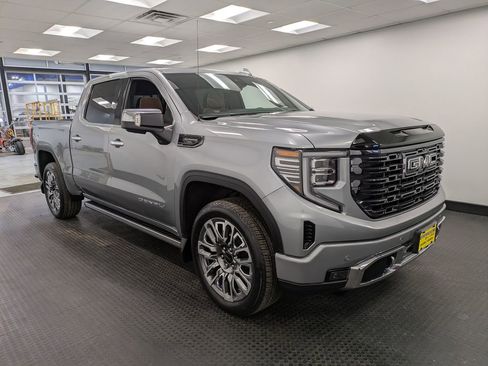 Used 2026 GMC Sierra 1500 Denali Ultimate image 3