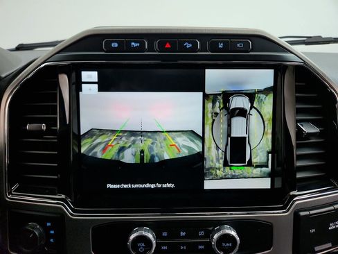 Used 2022 Ford F450 Platinum w/ FX4 Off-Road Package image 19