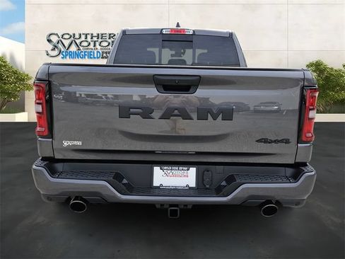 New 2026 RAM 1500 Express AWD/4WD image 4