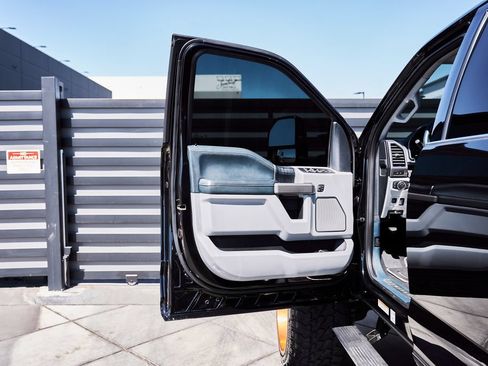 Used 2022 Ford F450 Limited w/ FX4 Off-Road Package AWD/4WD image 46