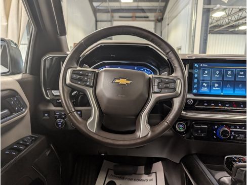 Used 2024 Chevrolet Silverado 1500 LTZ w/ Technology Package AWD/4WD image 14