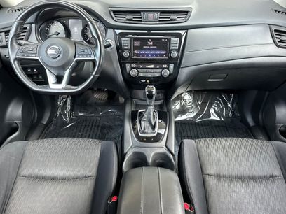 Used 2018 Nissan Rogue SV