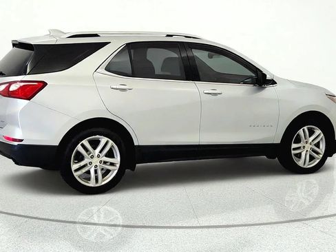 Used 2019 Chevrolet Equinox Premier AWD/4WD image 6