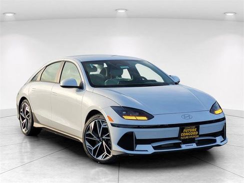 New 2025 Hyundai Ioniq 6 SEL image 1