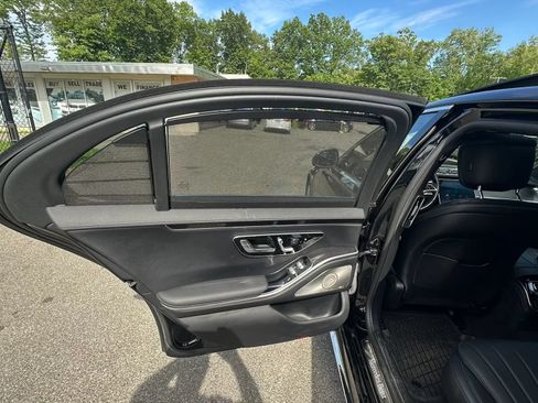 Used 2022 Mercedes-Benz S 580 4MATIC Sedan image 31