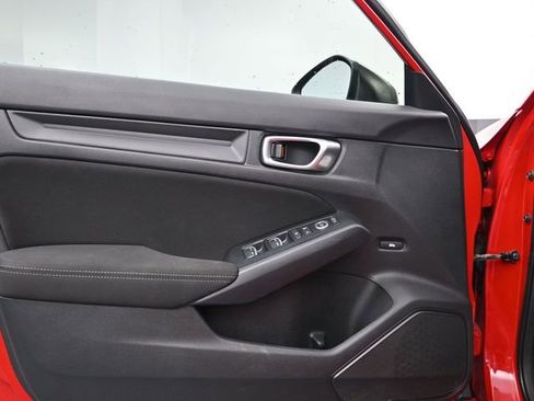 Used 2022 Honda Civic Sport image 9