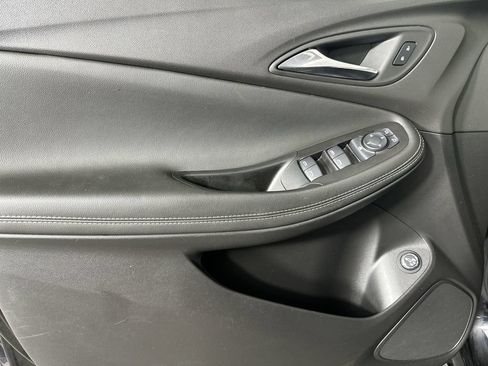 Used 2023 Buick Encore GX Select w/ Sport Touring Package FWD image 24