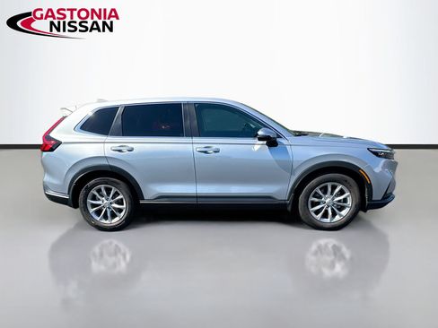 Used 2025 Honda CR-V EX-L image 10