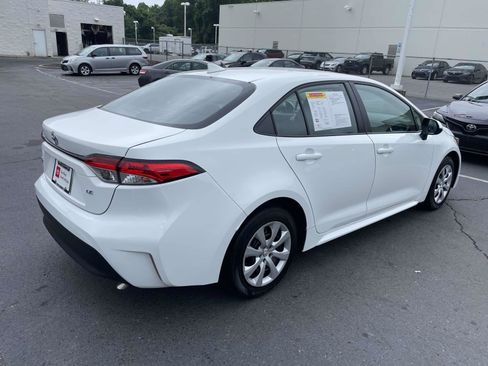 Used 2024 Toyota Corolla LE FWD image 8