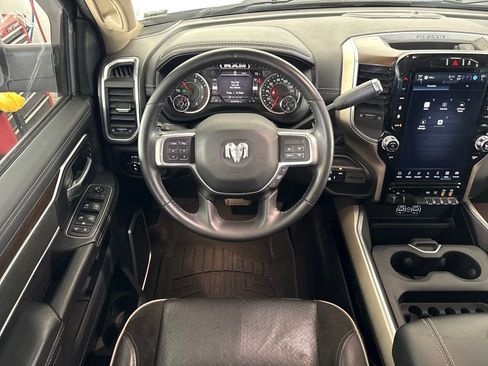 Used 2022 RAM 2500 Laramie AWD/4WD image 18