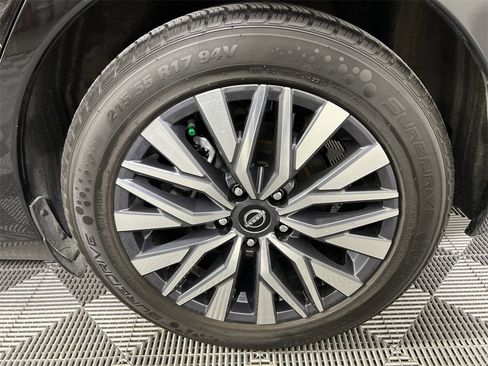 Used 2023 Nissan Altima 2.5 SV image 18