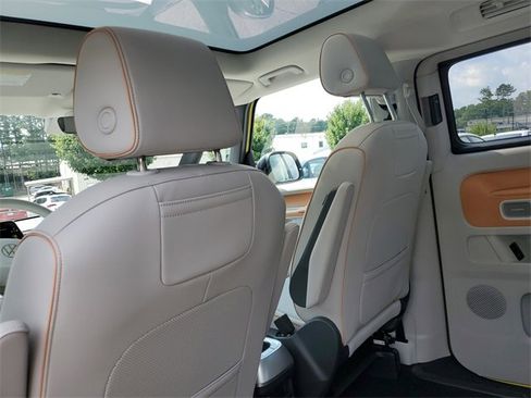 New 2025 Volkswagen ID. Buzz 1st Edition image 13