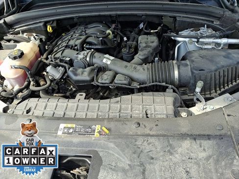 Used 2023 Jeep Grand Cherokee Limited w/ Luxury Tech Group II AWD/4WD image 27