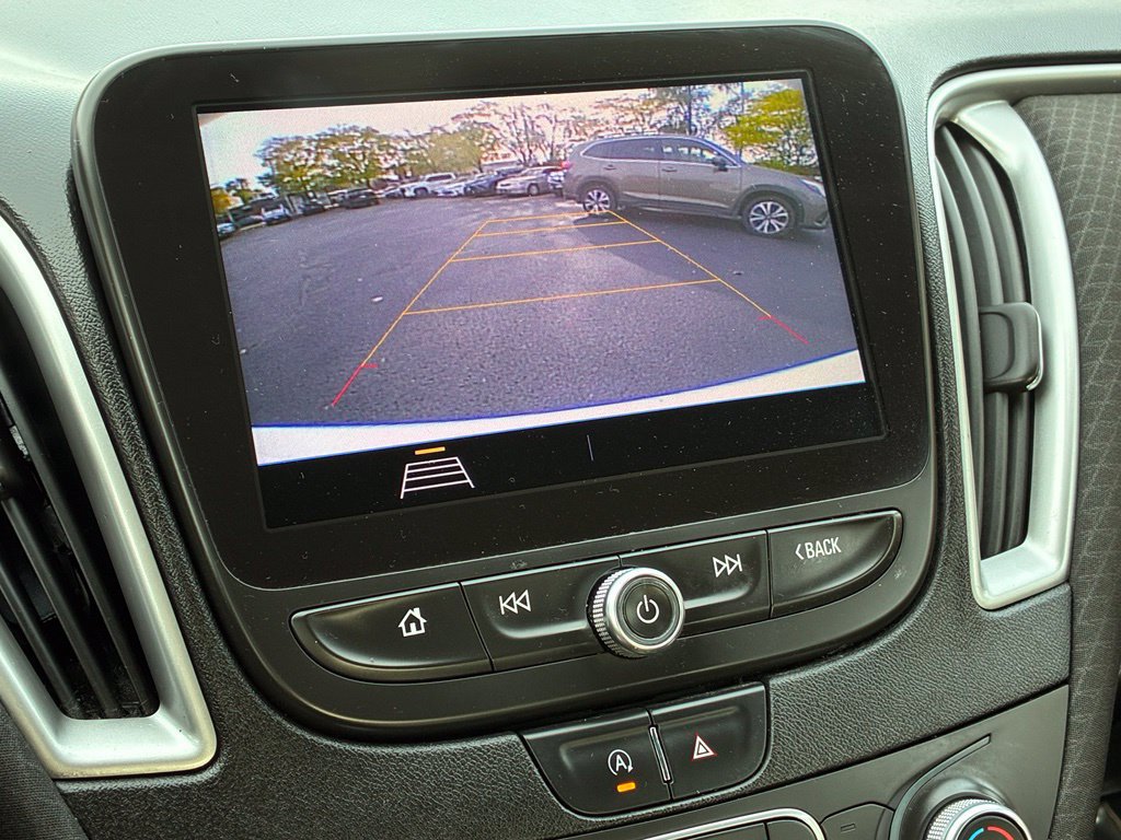 Used 2020 Chevrolet Malibu LS FWD image 6