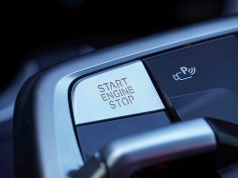 Certified 2025 BMW X1 M35i image 19