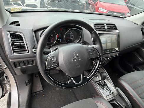 Used 2024 Mitsubishi Outlander Sport AWD image 24