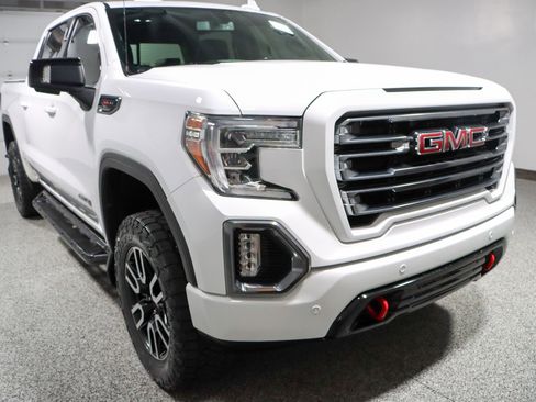 Used 2019 GMC Sierra 1500 AT4 w/ Off Road Performance Package AWD/4WD image 5