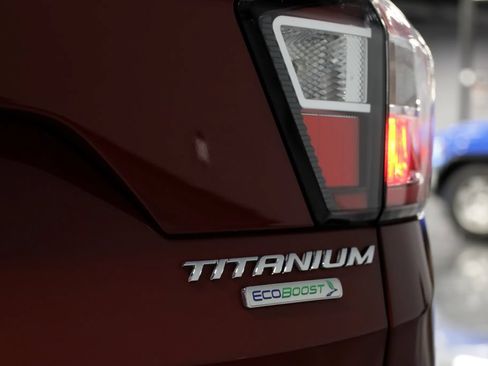 Used 2017 Ford Escape Titanium FWD image 36