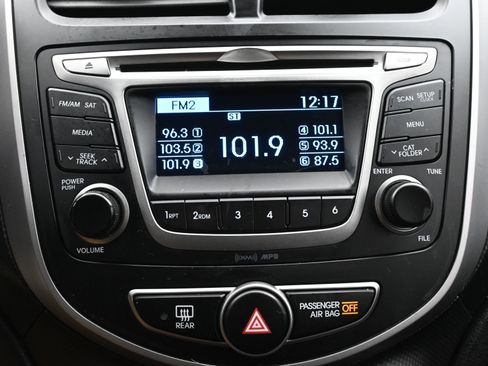 Used 2017 Hyundai Accent SE image 15