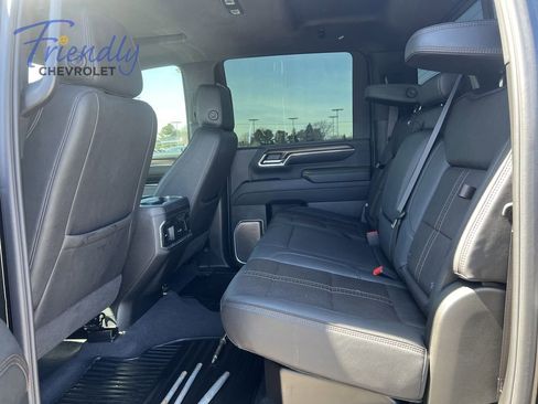 Certified 2024 Chevrolet Silverado 3500 High Country w/ High Country Premium Package AWD/4WD image 16