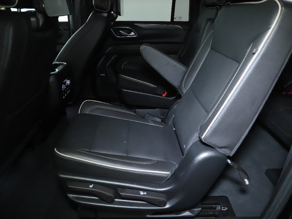 Used 2021 GMC Yukon XL SLT w/ SLT Premium Package AWD/4WD image 25