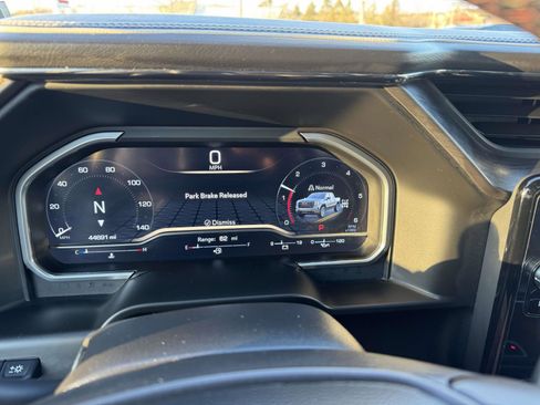 Used 2023 GMC Sierra 1500 AT4X image 31