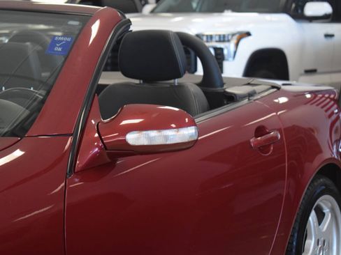 Used 2004 Mercedes-Benz SLK 230 image 8