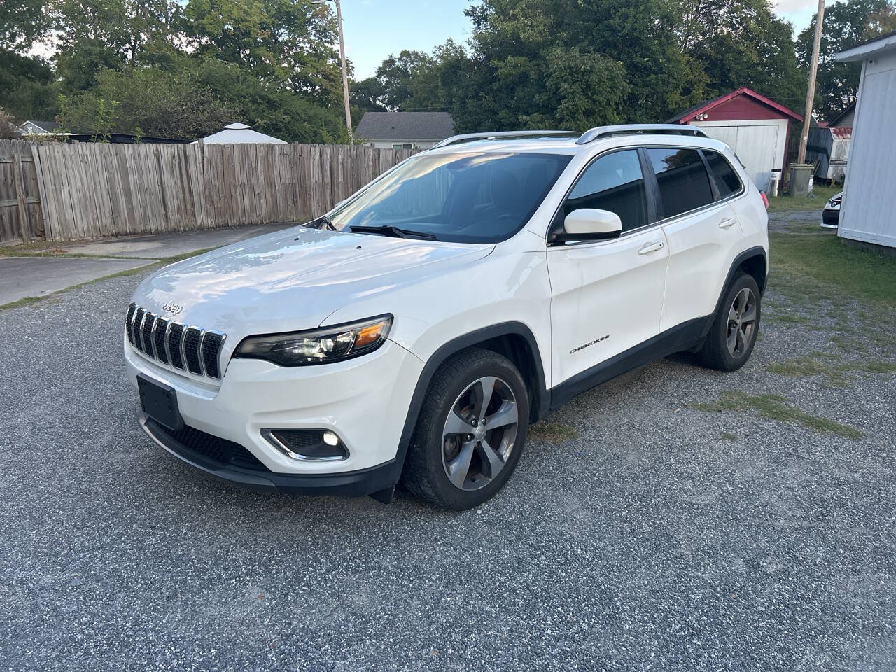 Used 2019 Jeep Cherokee Limited FWD image 2