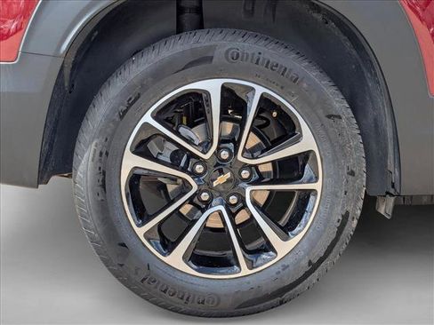 Used 2025 Chevrolet TrailBlazer LT image 24