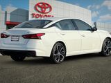 Used 2023 Nissan Altima 2.5 SR image 3