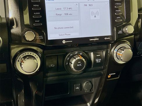 Certified 2024 Toyota 4Runner TRD Off-Road image 15