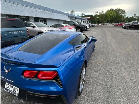 Used 2015 Chevrolet Corvette Stingray Coupe w/ 2LT Preferred Equipment Group RWD image 7