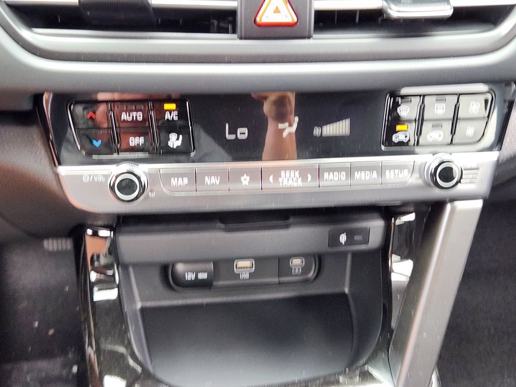 New 2026 Kia Seltos SX AWD/4WD image 13