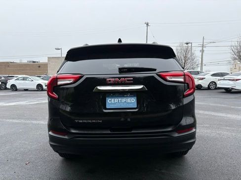 Used 2023 GMC Terrain SLE w/ Driver Convenience Package image 4