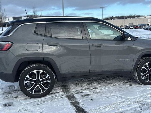 Used 2022 Jeep Compass Limited image 5