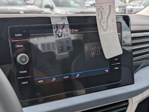 New 2026 Volkswagen Jetta SE FWD image 22
