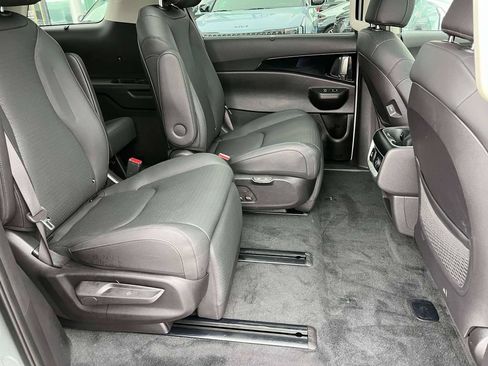 Certified 2026 Kia Carnival SX Prestige FWD image 10