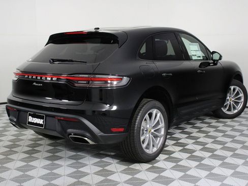 New 2026 Porsche Macan image 7