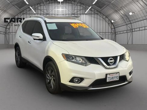 Used 2016 Nissan Rogue SL w/ SL Premium Package FWD image 5