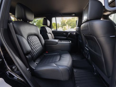 Used 2021 INFINITI QX80 Sensory w/ All-Season Package AWD/4WD image 38