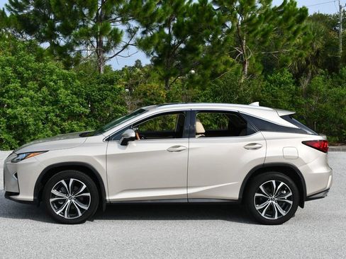 Used 2019 Lexus RX 350 AWD w/ Navigation Package image 27