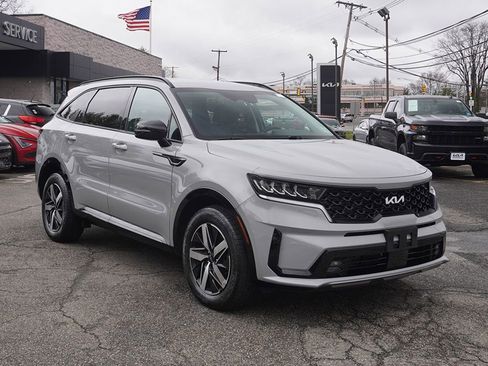 Used 2023 Kia Sorento EX image 50